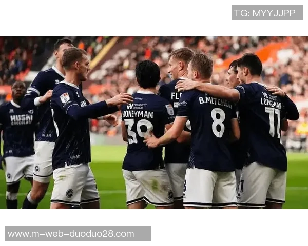 赫尔城与诺维的激烈对决展现英冠球队的拼搏精神与战术智慧